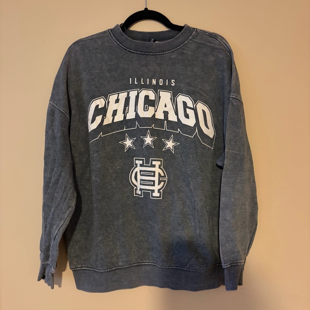 H&M Chicago Graphic Crewneck Sweater - Gray